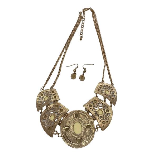 Contemporary Gold Metal Chain Pendant Necklace & Pierced Earrings Set Fashion - Picture 7 of 12